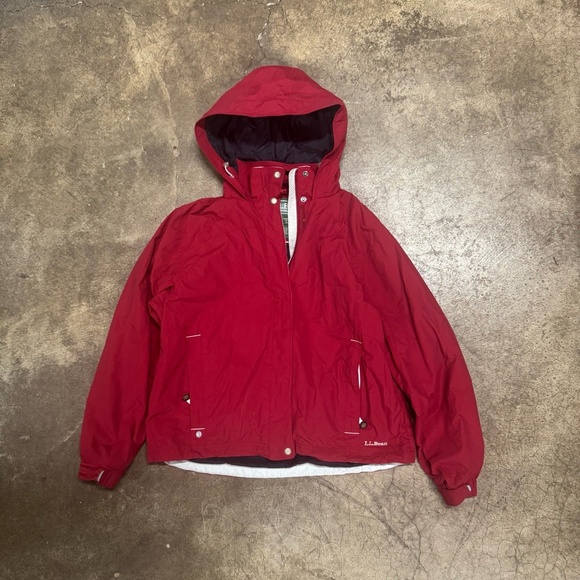 Jackets & Blazers - L.L.Bean Snow Jacket Womens Size Medium Burgundy Red Hooded Full Zip Outdoor Win